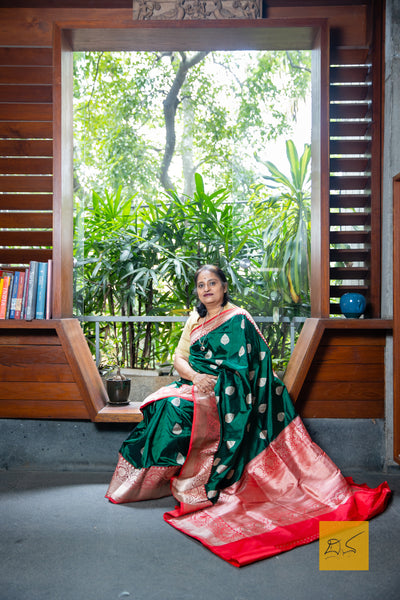Indian wedding, festivals, handwoven saree for classical music singers, dancers, architects, saree connoisseurs, saree collectors, brides, bridesmaids. This is a pure katan silk saree which has a very soft drape and can be accessorised with diamonds, peals, precious stone jewellery depending on the occasion. Looks dressy with a gajra too. Traditional yet contemporary in its look.