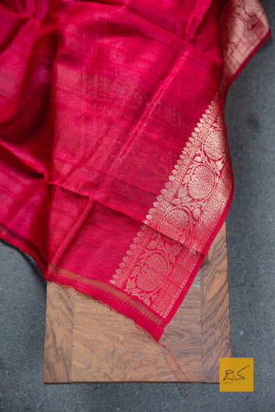 Best for weddings, muhurtams, receptions, parties, formal and informal gatherings, cocktails, music, concerts, dance performances, best for home makerss, corporate professionals, architects, musicians, dancers, performers, theatre artists, art lovers.
