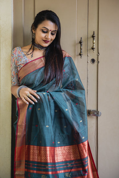 Medini Maheshwari Silk Cotton Handwoven Saree