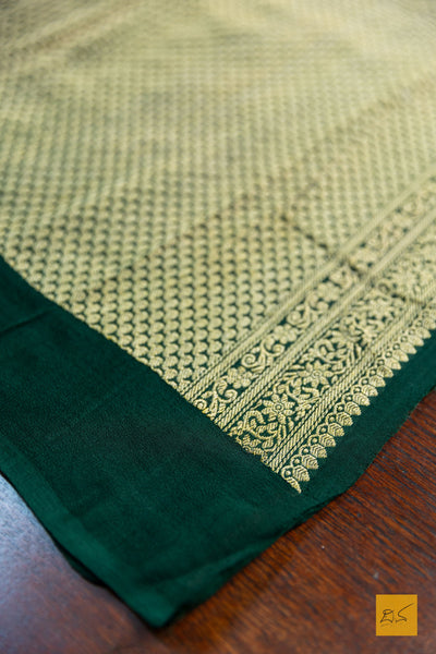 Nandana- Grey & Green Banarasi Georgette Handwoven Saree