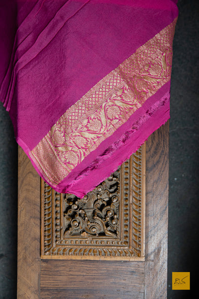 A soothing pink banarasi saree in georgette. perfect for a wedding and festivities too. what say? Presenting a georgette banarasi saree in chequered jaal pattern with woven elephant motifs.