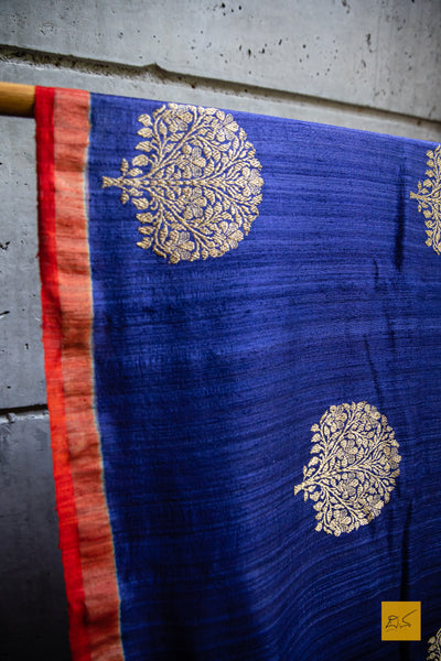 Pranavi - Dark Blue & Red banarasi matka silk handwoven saree