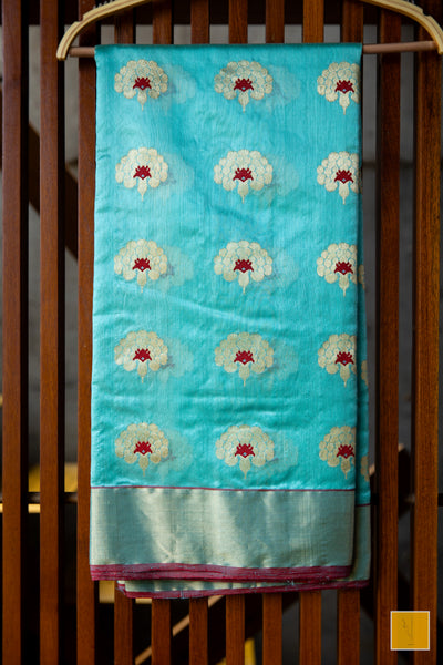 This is a gorgeous Handwoven Chanderi Silk Saree With Meenakari Buttas. New trend of Silk Saree designs, Silk Saree for artists, art lovers, architects, saree lovers, Saree connoisseurs, musicians, dancers, doctors, Silk Saree, indian saree images, latest sarees with price, only saree images, new Silk saree design.