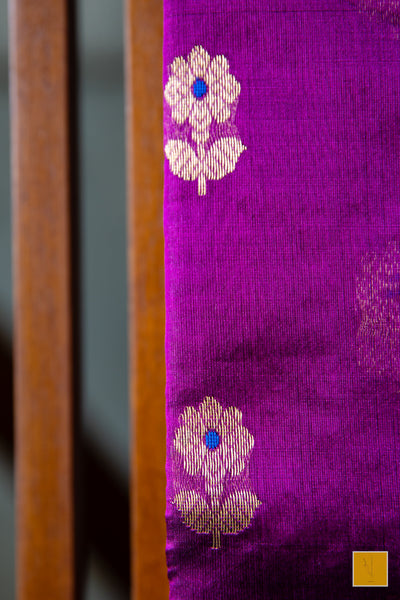 This is a gorgeous Magenta - lavender chanderi pure silk handwoven saree. New trend of Silk Dupatta designs, Silk Dupatta for artists, art lovers, architects, dupatta lovers, Dupatta connoisseurs, musicians, dancers, doctors, Silk dupatta, indian dupatta images, latest dupattas with price, only dupatta images, new Silk dupatta design.