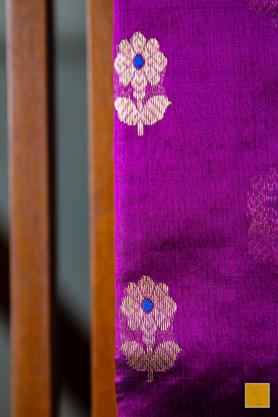 This is a gorgeous Magenta - lavender chanderi pure silk handwoven saree. New trend of Silk Dupatta designs, Silk Dupatta for artists, art lovers, architects, dupatta lovers, Dupatta connoisseurs, musicians, dancers, doctors, Silk dupatta, indian dupatta images, latest dupattas with price, only dupatta images, new Silk dupatta design.