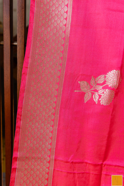 This is a gorgeous banarasi Mashru Handwoven saree with Kadhwa sona rupa buttas. New trend of Silk Dupatta designs, Silk Dupatta for artists, art lovers, architects, dupatta lovers, Dupatta connoisseurs, musicians, dancers, doctors, Silk dupatta, indian dupatta images, latest dupattas with price, only dupatta images, new Silk dupatta design.