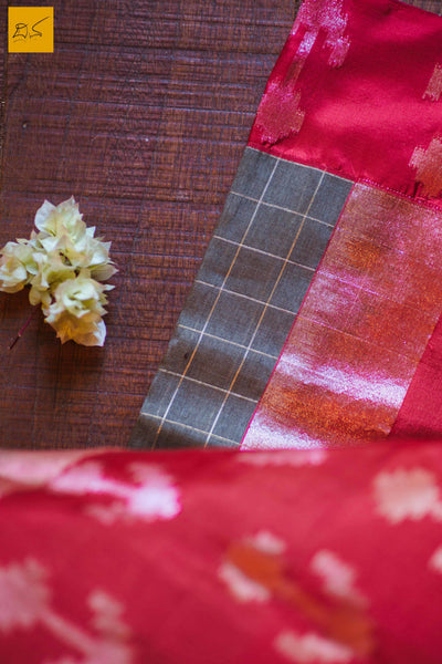 This is a gorgeous Banarasi Linen Silk handwoven Saree with zari checks woven on the body. The body is woven in linen and the border, pallu and blouse are woven in silk. The blouse is in red colour with woven border. New trend of Banarasi Saree designs, Banarasi Saree for artists, art lovers, architects, saree lovers, Saree connoisseurs, musicians, dancers, doctors, Banarasi silk saree, indian saree images, latest sarees with price, only saree images, new Banarasi saree design.