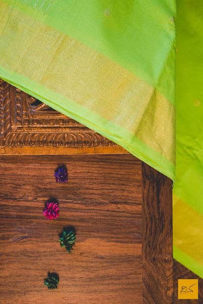 A lovely bright greenish yellow paithani cotton handwoven saree. New trend of Saree designs, Saree for artists, art lovers, architects, saree lovers, Saree connoisseurs, musicians, dancers, doctors, silk saree, indian saree images, latest sarees with price, only saree images, new saree design.