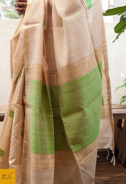 A magnificent pure tussar silk handwoven saree with zari border and zari, silk woven pallu. New trend of Tussar Silk Saree designs, Tussar Silk Saree for artists, art lovers, architects, saree lovers, Saree connoisseurs, musicians, dancers, doctors, Tussar silk saree, indian saree images, latest sarees with price, only saree images, new Tussar Silk saree design.
