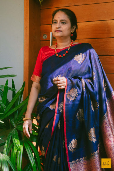 A lovely Banarasi Dupion silk saree with kadhwa buttas. New trend of dupion silk Saree designs, Saree for artists, art lovers, architects, saree lovers, Saree connoisseurs, musicians, dancers, doctors, dupion silk saree, indian saree images, latest sarees with price, only saree images, new dupion silk saree design.