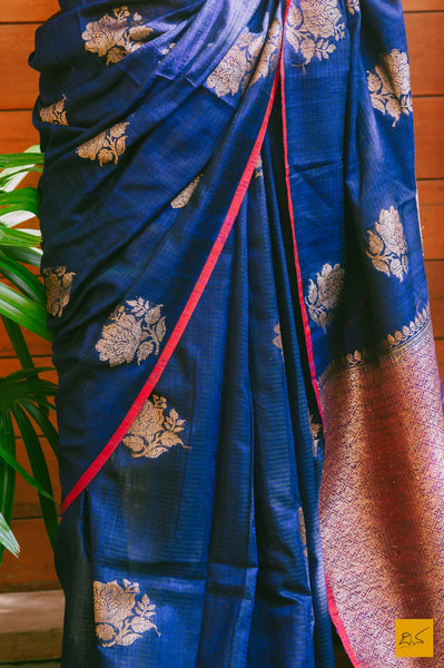 A lovely Banarasi Dupion silk saree with kadhwa buttas. New trend of dupion silk Saree designs, Saree for artists, art lovers, architects, saree lovers, Saree connoisseurs, musicians, dancers, doctors, dupion silk saree, indian saree images, latest sarees with price, only saree images, new dupion silk saree design.