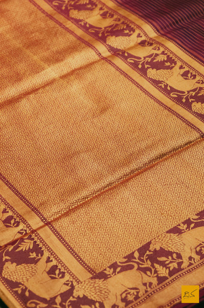 This is a beautiful banarasi katan silk saree with sona rupa kadhwa lion motifs. New trend of Banarasi designs, Banarasi for artists, art lovers, architects, saree lovers, saree connoisseurs, musicians, dancers, doctors, Banarasi Katan silk saree, indian saree images, latest saree with price, only saree images, new Banarasi saree design.