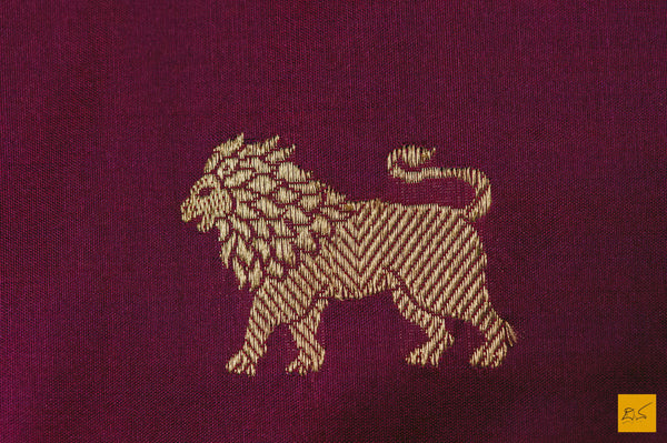 This is a beautiful banarasi katan silk saree with sona rupa kadhwa lion motifs. New trend of Banarasi designs, Banarasi for artists, art lovers, architects, saree lovers, saree connoisseurs, musicians, dancers, doctors, Banarasi Katan silk saree, indian saree images, latest saree with price, only saree images, new Banarasi saree design.