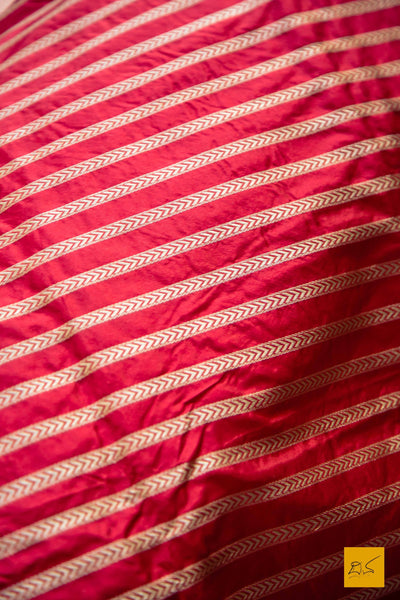 Indian wedding, festivals, handwoven saree for classical music singers, dancers, architects, saree connoisseurs, saree collectors, brides, bridesmaids. This is a pure katan silk saree which has a very soft drape and can be accessorised with diamonds, peals, precious stone jewellery depending on the occasion. Looks dressy with a gajra too. Traditional yet contemporary in its look.