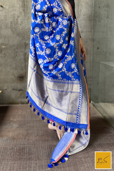 This is a gorgeous a blue banarasi katan silk handwoven dupatta with kadhwa meenakari buttas. New trend of Silk Dupatta designs, Silk Dupatta for artists, art lovers, architects, dupatta lovers, Dupatta connoisseurs, musicians, dancers, doctors, Silk dupatta, indian dupatta images, latest dupattas with price, only dupatta images, new Silk dupatta design.