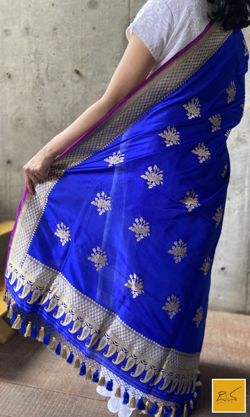 This is a gorgeous blue banarasi katan silk handwoven dupatta with kadhwa meenakari buttas. New trend of Silk Dupatta designs, Silk Dupatta for artists, art lovers, architects, dupatta lovers, Dupatta connoisseurs, musicians, dancers, doctors, Silk dupatta, indian dupatta images, latest dupattas with price, only dupatta images, new Silk dupatta design.