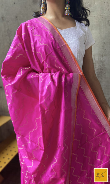 This is a gorgeous a pink banarasi katan silk handwoven dupatta with intricate jaal pattern. New trend of Silk Dupatta designs, Silk Dupatta for artists, art lovers, architects, dupatta lovers, Dupatta connoisseurs, musicians, dancers, doctors, Silk dupatta, indian dupatta images, latest dupattas with price, only dupatta images, new Silk dupatta design.