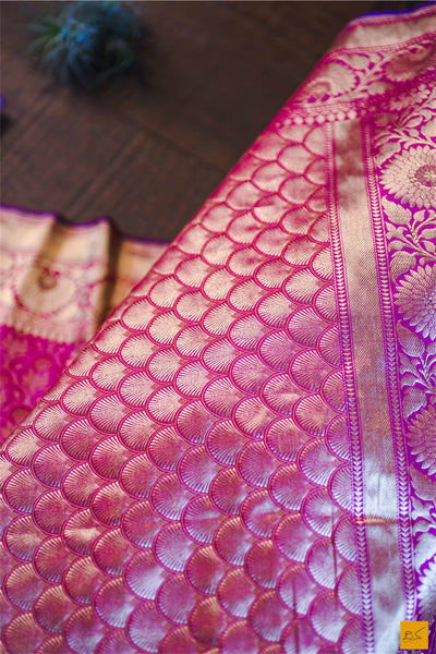 A beautiful katan silk banarasi handwoven sari with a pink body. New trend of Banarasi Saree designs, Banarasi Saree for artists, art lovers, architects, saree lovers, Saree connoisseurs, musicians, dancers, doctors, Banarasi Katan silk saree, indian saree images, latest sarees with price, only saree images, new Banarasi saree design.