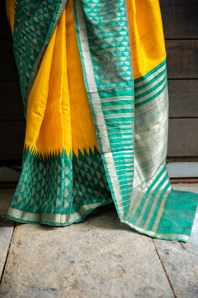 Saree for weeding, mehendi, sangeet, house warming, paties, wedding receptions, indian wedding, music concerts, dance performances, birthday party, festivals. saree for working professionals, home makers, saree lovers
