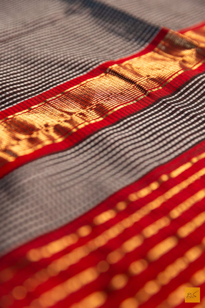 Kumuda- Grey-Black Maheshwari Garbh Reshmi Handwoven Saree