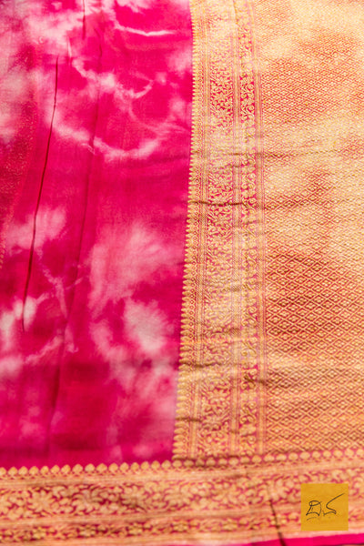 Sindhu- Pink-Off white Banarasi Georgette Handwoven Saree