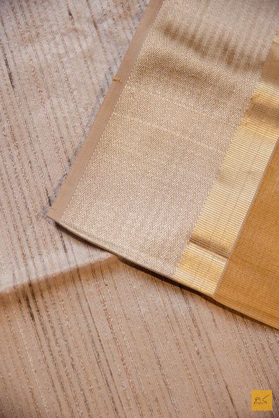 Uma- Golden Maheshwari Silk Cotton Handwoven Saree