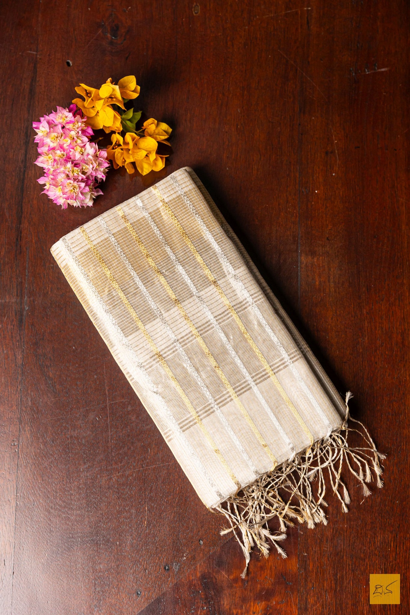 Bahuroopa- Off White Maheshwari Silk Cotton Handwoven Saree