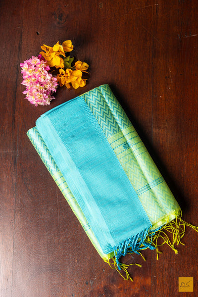Vanitha- Green-Blue Maheshwari Silk Cotton Handwoven Saree