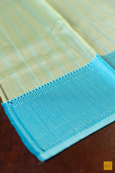 Vanitha- Green-Blue Maheshwari Silk Cotton Handwoven Saree