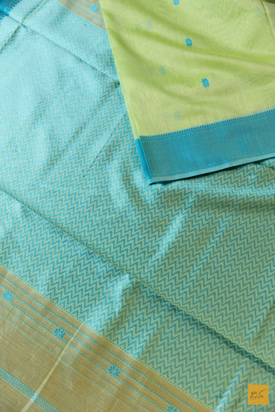 Vanitha- Green-Blue Maheshwari Silk Cotton Handwoven Saree