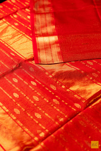 Deepthi- Red Tissue Maheshwari Silk Cotton Handwoven Saree