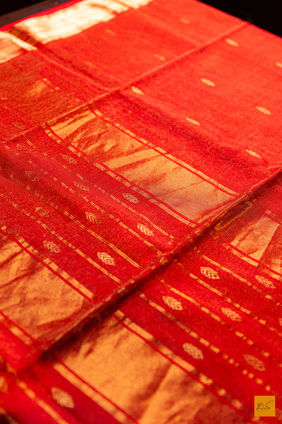 Deepthi- Red Tissue Maheshwari Silk Cotton Handwoven Saree