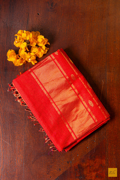 Deepthi- Red Tissue Maheshwari Silk Cotton Handwoven Saree