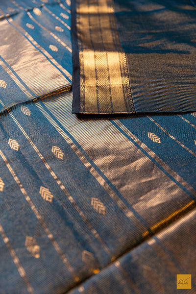 Geetha- Peacock Green Tissue Maheshwari Silk Cotton Handwoven Saree