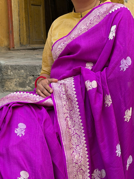 Saketheshi - Purple Banarasi Munga Silk Handwoven Saree