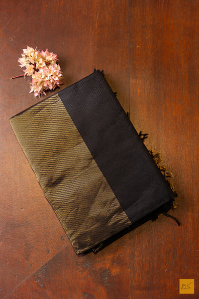 Aaruni- Black Maheshwari Silk Cotton Handwoven Saree