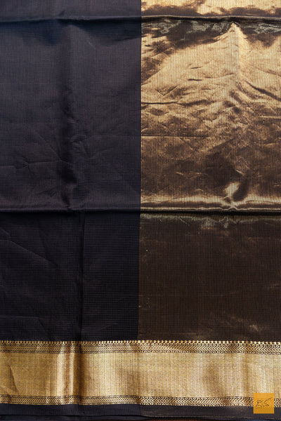 Aaruni- Black Maheshwari Silk Cotton Handwoven Saree