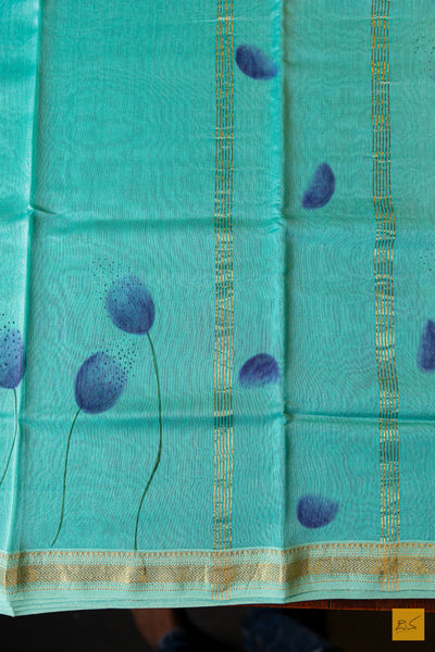 Jivika- Green Maheshwari Hand Painted Silk Cotton Handwoven Saree