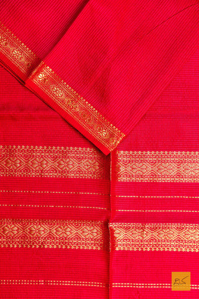 Srinidhi- Red-Pink Maheshwari Garbh Reshmi Handwoven Saree
