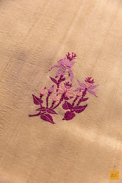 Vineetha- Off White Banarasi Tusser Silk Handwoven Saree