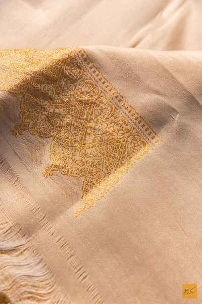 Vinutha- Off White Banarasi Tusser Silk Handwoven Saree