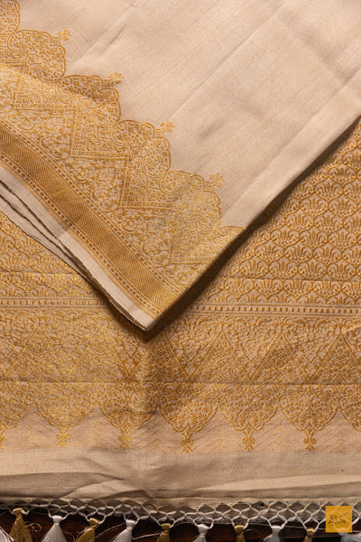 Vinutha- Off White Banarasi Tusser Silk Handwoven Saree