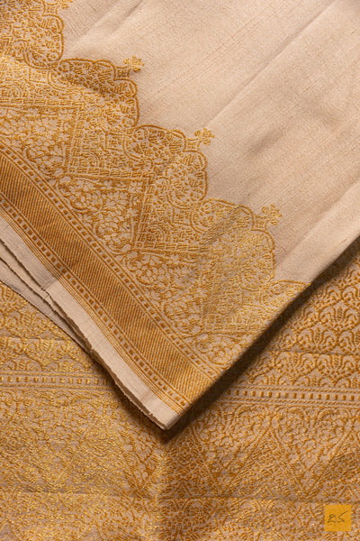 Vinutha- Off White Banarasi Tusser Silk Handwoven Saree