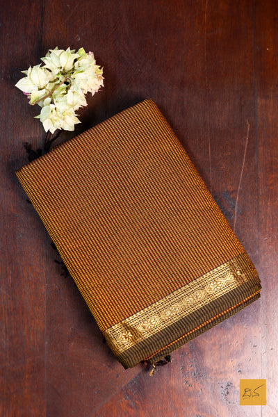 Nalinakshi- Orange-Black Maheshwari Garbh Reshmi Handwoven Saree