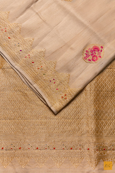 Vasudha- Off White Banarasi Tusser Silk Handwoven Saree