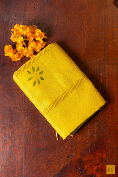 Alaka- Yellow Maheshwari Hand Painted Silk Cotton Handwoven Saree
