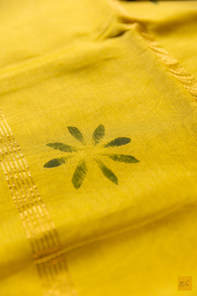 Alaka- Yellow Maheshwari Hand Painted Silk Cotton Handwoven Saree