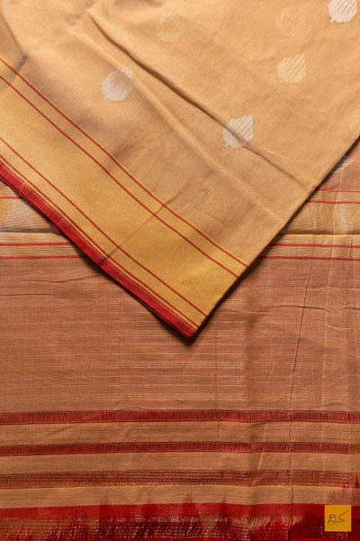 Trisha- Offwhite Banarasi Pure Cotton Handwoven Saree
