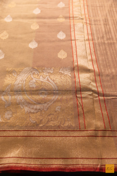 Trisha- Offwhite Banarasi Pure Cotton Handwoven Saree
