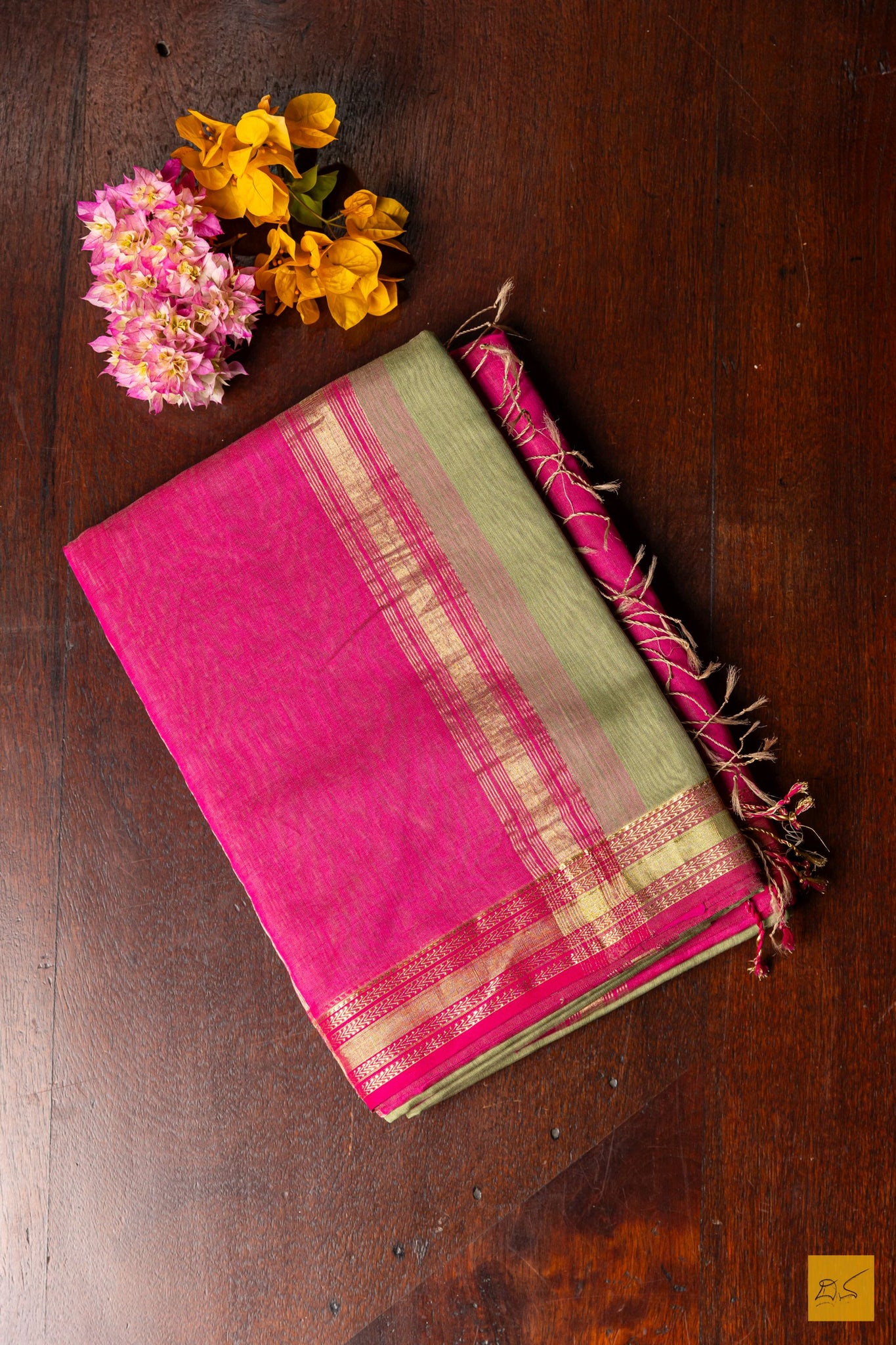 Nimeshika- Green-Pink Maheshwari Silk Cotton Handwoven Saree